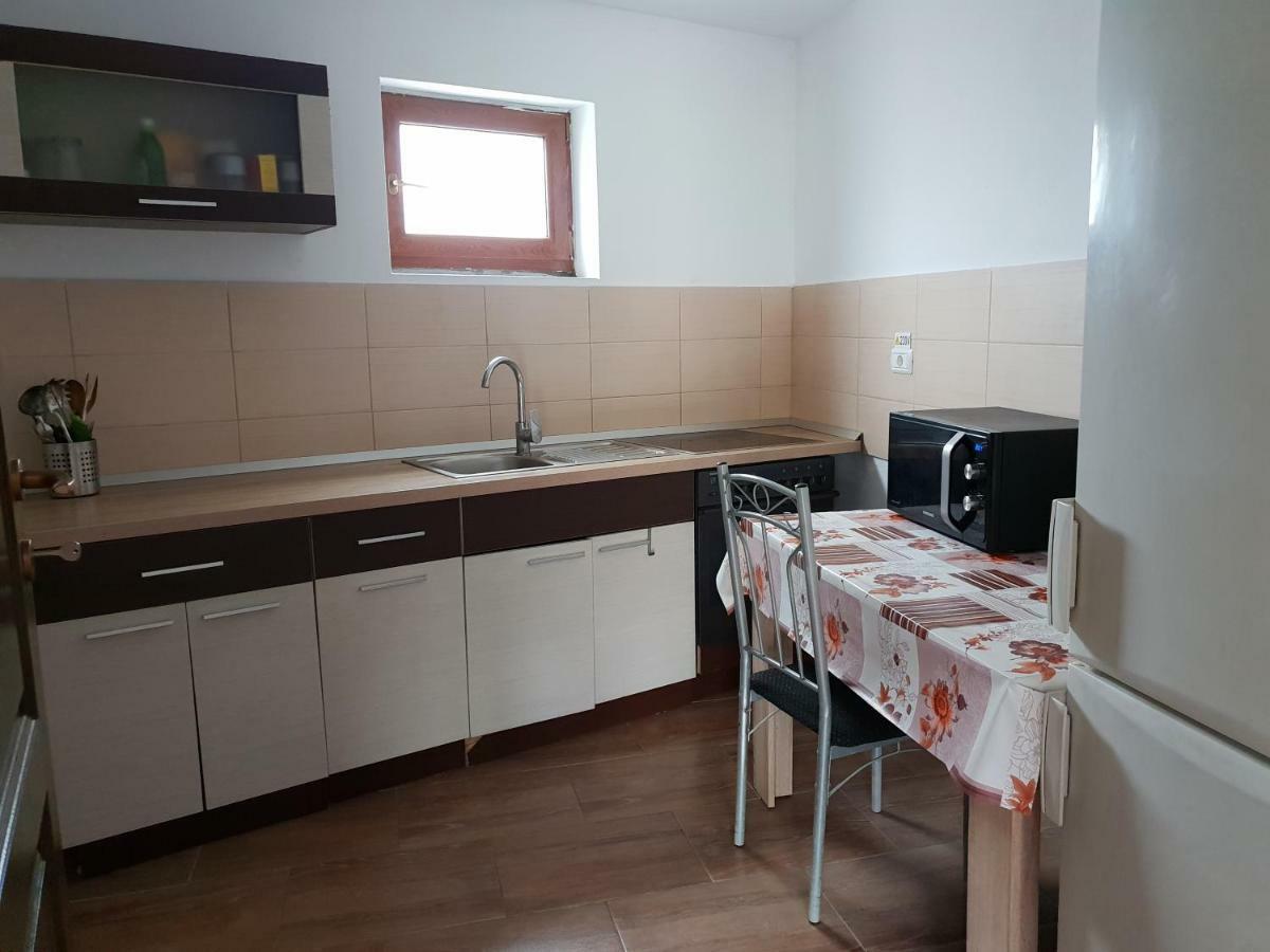 ホテル Casa Dorgo Lipova エクステリア 写真